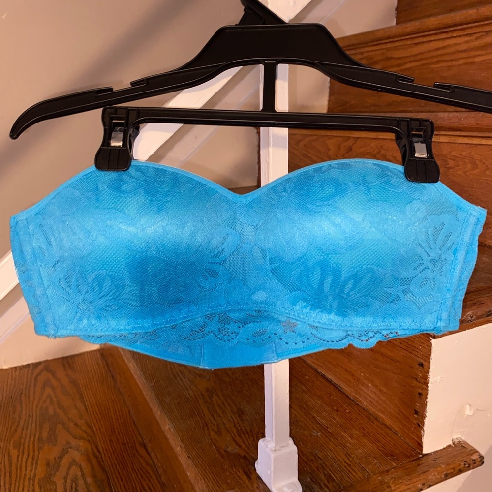No Boundaries Blue Strapless Bra Size Medium